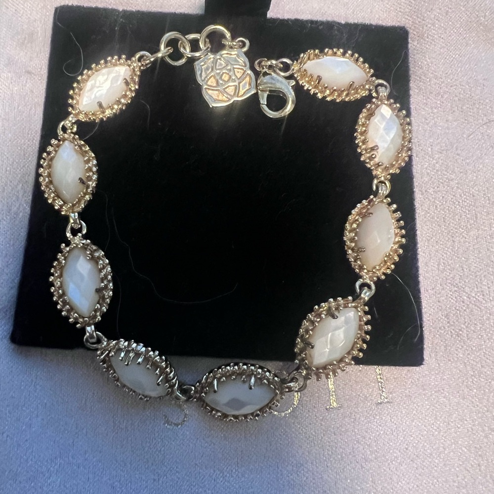 KENDRA SCOTT JANA BRACELET